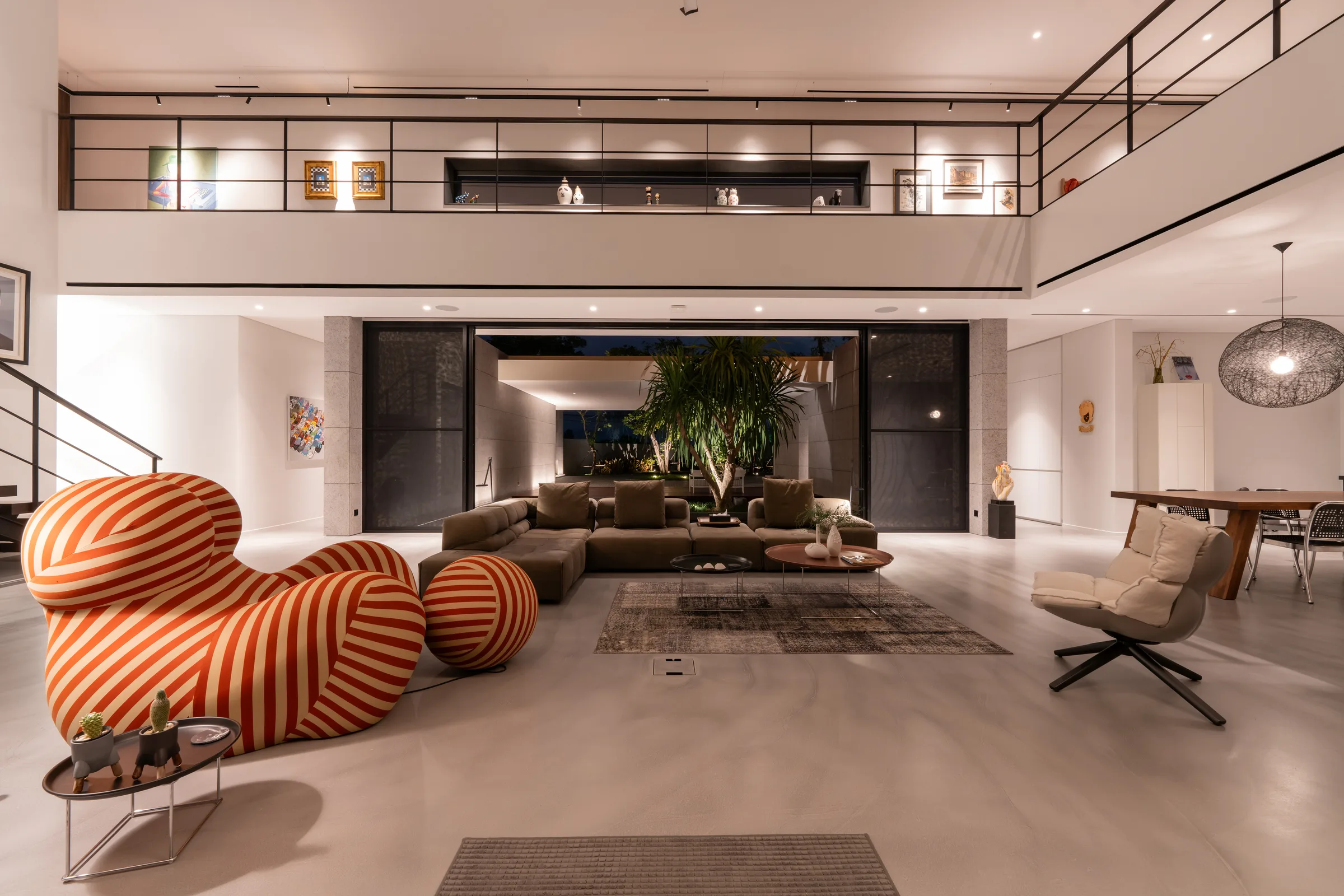 Private Villa, Laguna Homes - Image 23